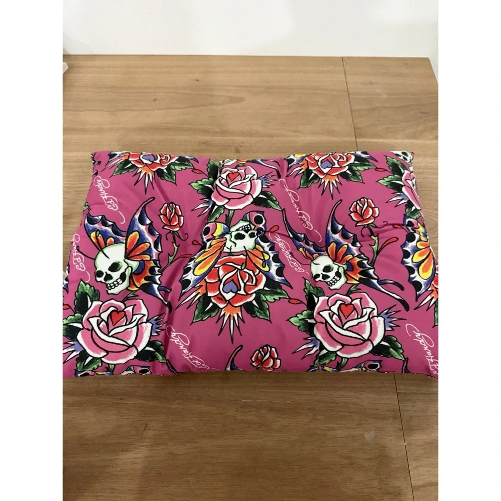 Ed Hardy Pet Crate Mat Small‎ 24x16 Pink Skull Rose Swallow Plush Dog Bed NWT